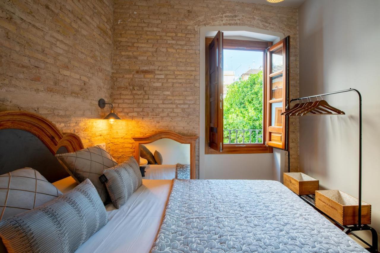 Dona Elvira Suites Cathedral إشبيلية المظهر الخارجي الصورة
