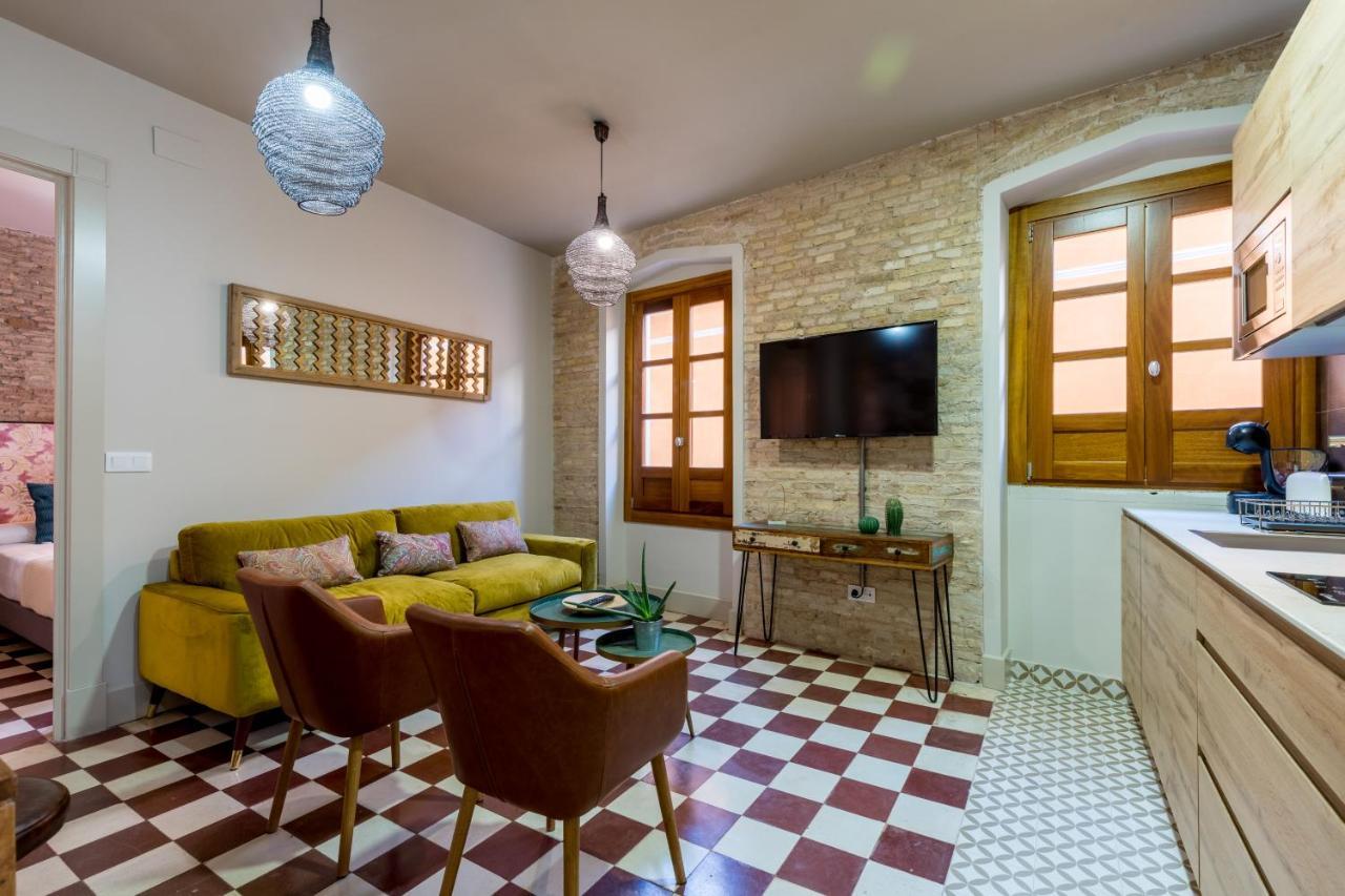 Dona Elvira Suites Cathedral إشبيلية المظهر الخارجي الصورة
