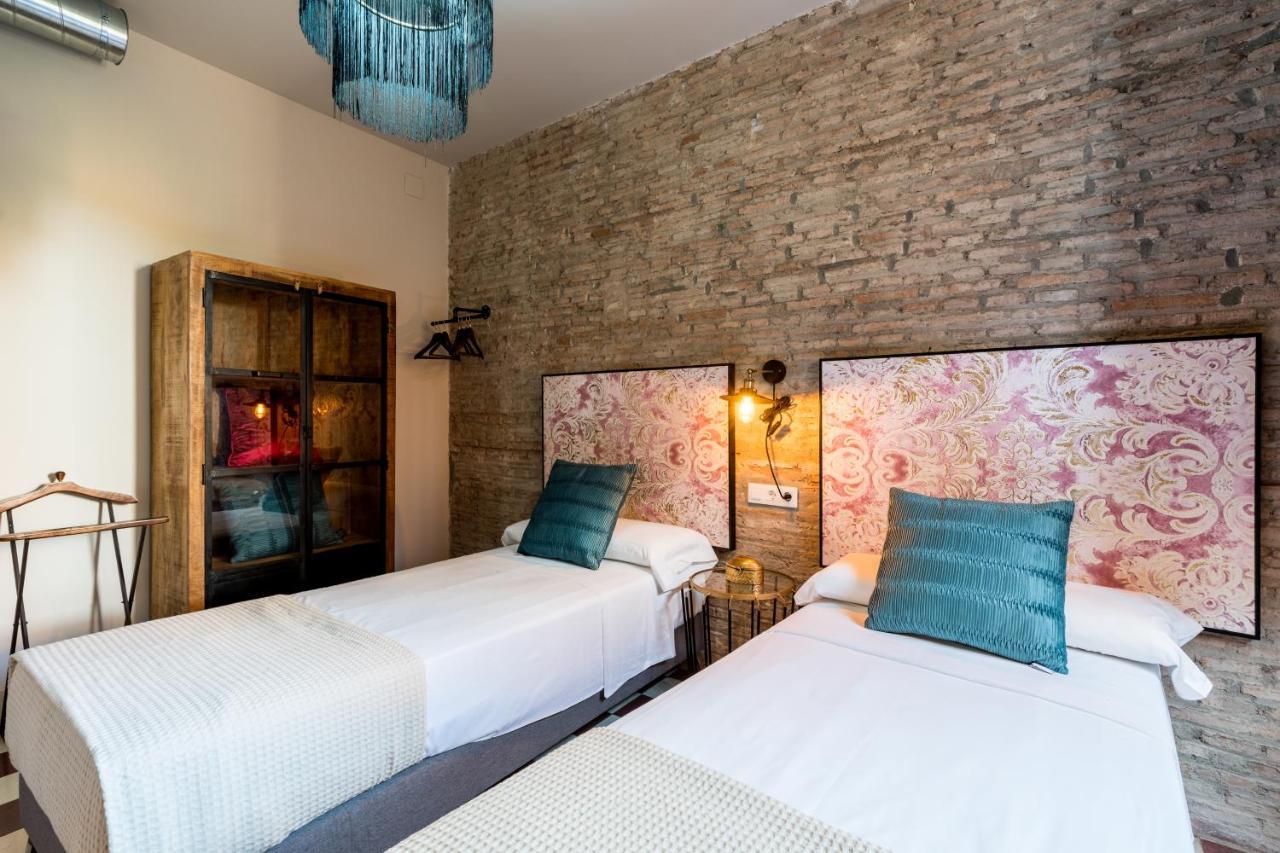 Dona Elvira Suites Cathedral إشبيلية المظهر الخارجي الصورة
