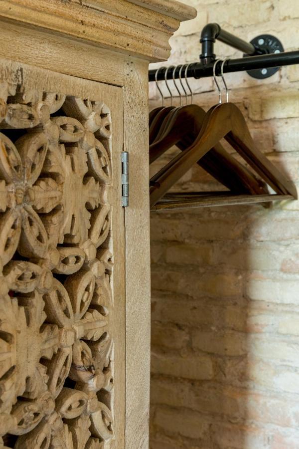 Dona Elvira Suites Cathedral إشبيلية المظهر الخارجي الصورة